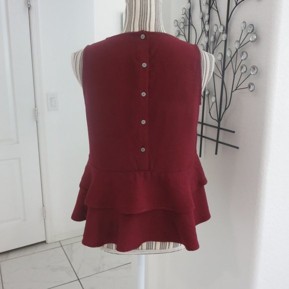 3 For 1 Sleeveless Tops Express Loft Old Navy Size XS New  Striped Tank Ruffle - Picture 9 of 16